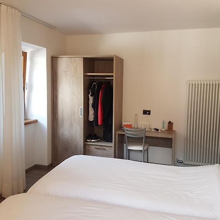 Hotel Zanella Пейо-Фонті Екстер'єр фото