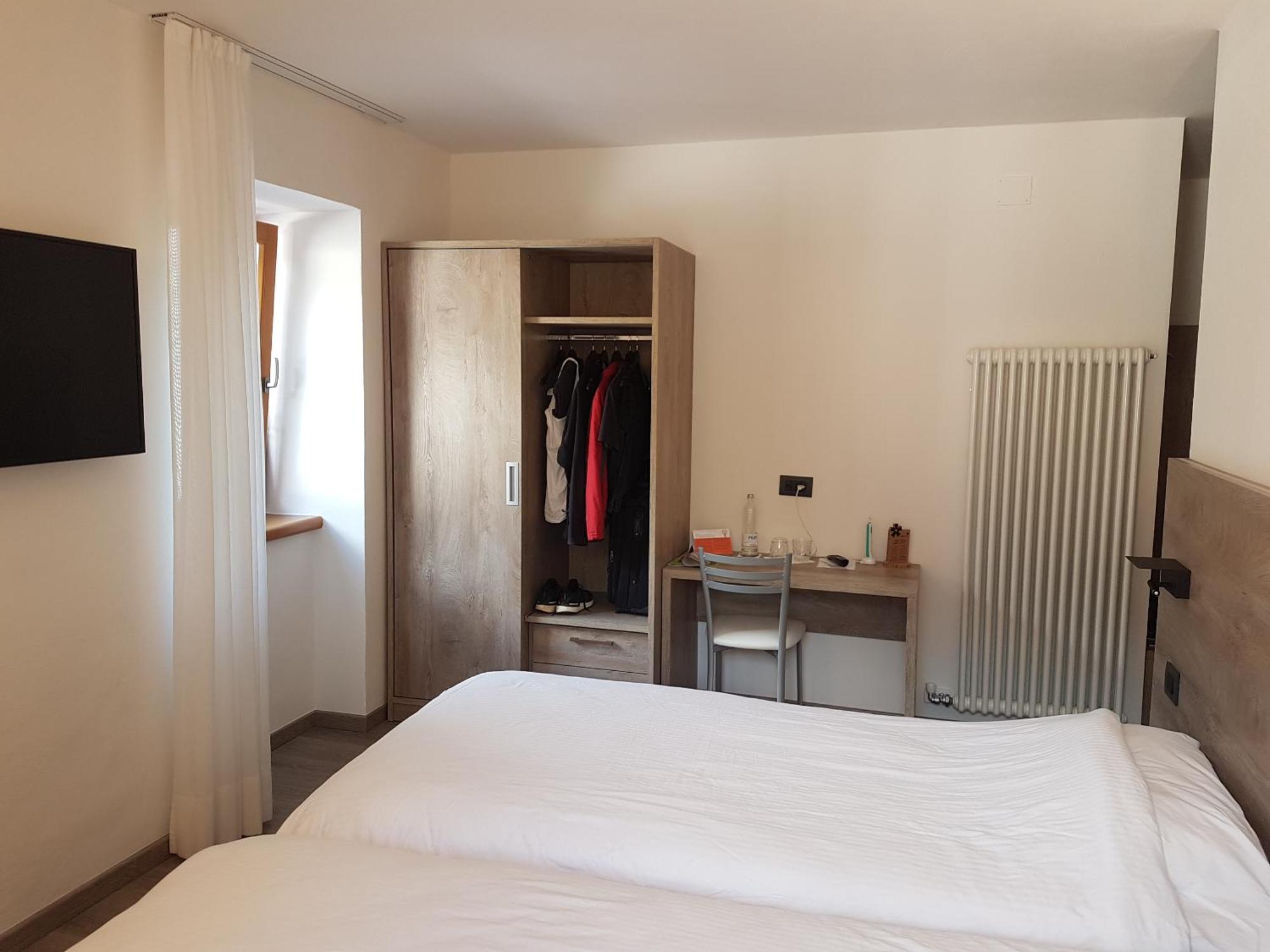 Hotel Zanella Пейо-Фонті Екстер'єр фото